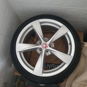 jag wheels 3.jpg
