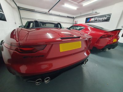 Garage1.jpg Garage1.jpg