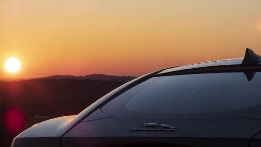 P1070800_cr.jpg P1070800_cr.jpg