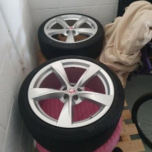 jag wheels 1.jpg
