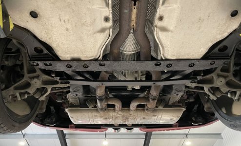 Brace corrosion issue.JPG Brace corrosion issue.JPG