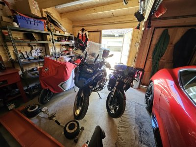 Garage2.jpg